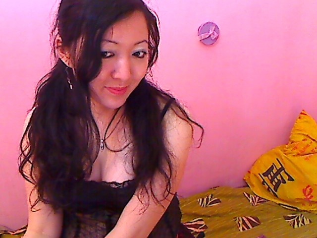 ShyAsianGoddess Asian camgirl